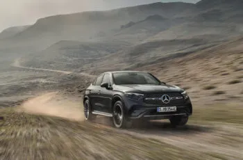 Mercedes-Benz GLC Coupé estrena cualidades todoterreno eléctricas