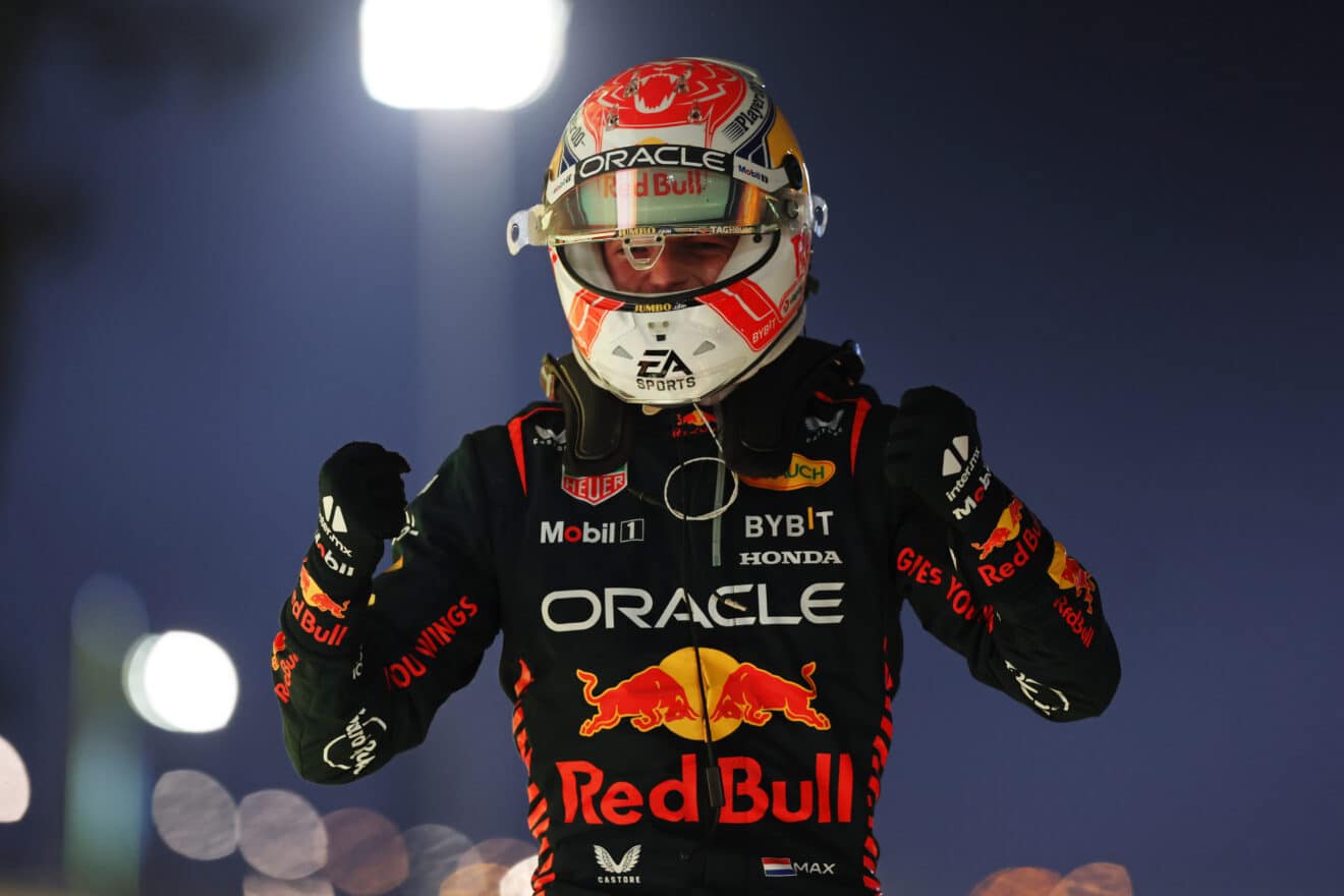 Max Verstappen domina el GP de Bahréin por delante de Pérez y Alonso