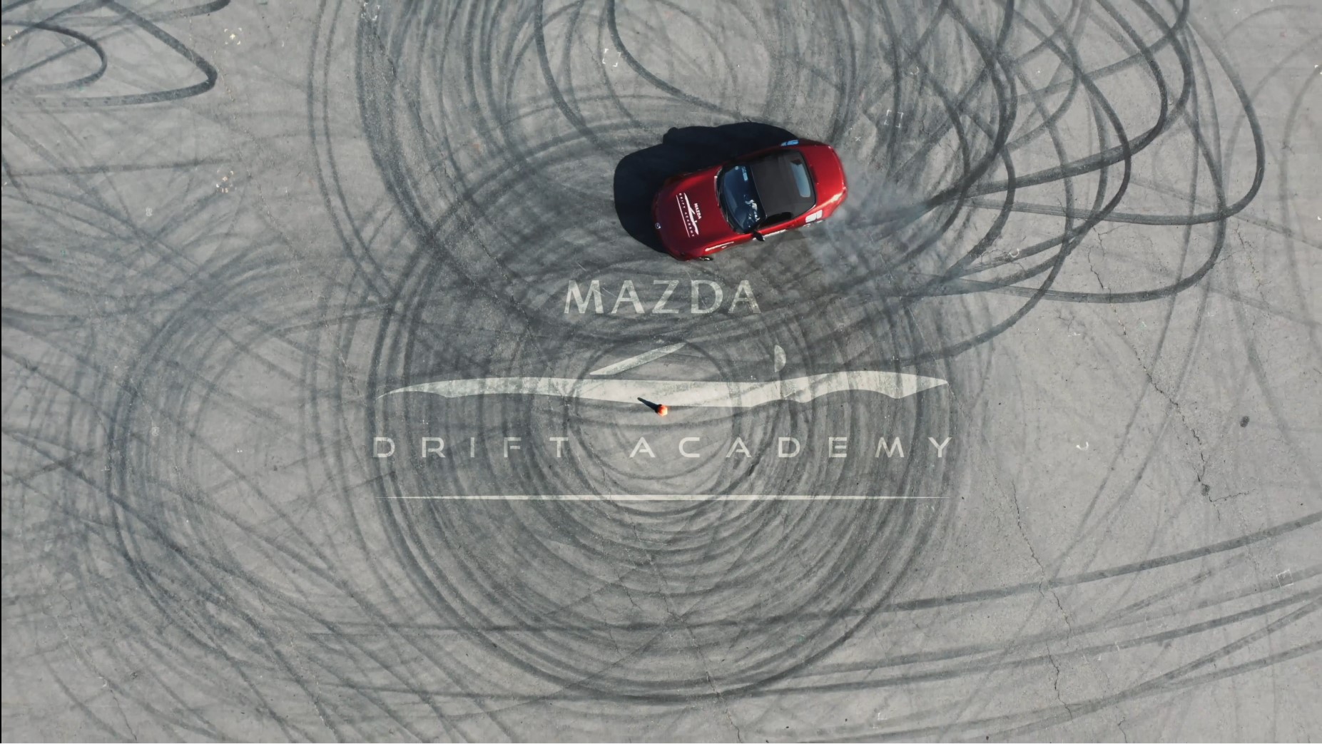 ¿Quieres aprender a driftear? Mazda te enseñará a hacerlo con el MX-5