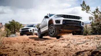 Jeep muestra su tecnología de conducción autónoma con apoyo de Inteligencia Artificial