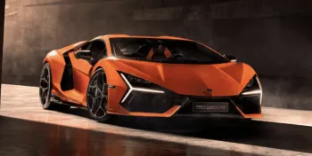 Lamborghini Revuelto