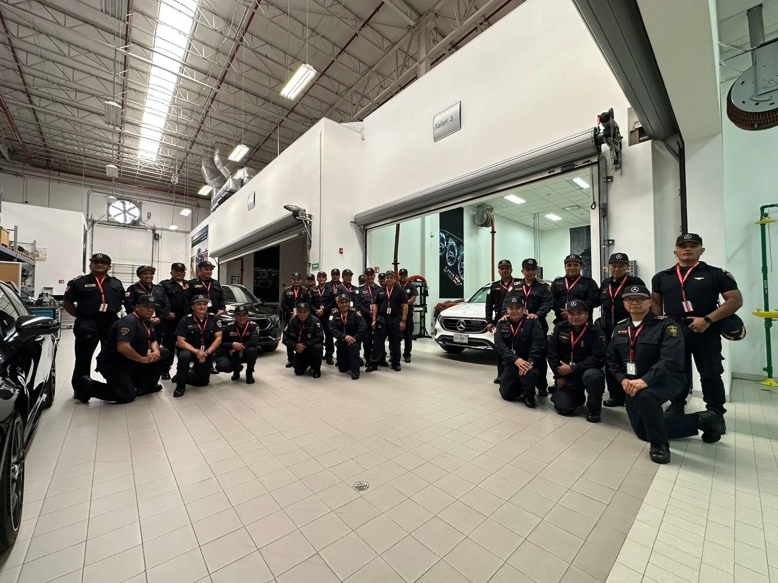 Capacitación Mercedes-Benz Cuerpo de Bomberos CDMX