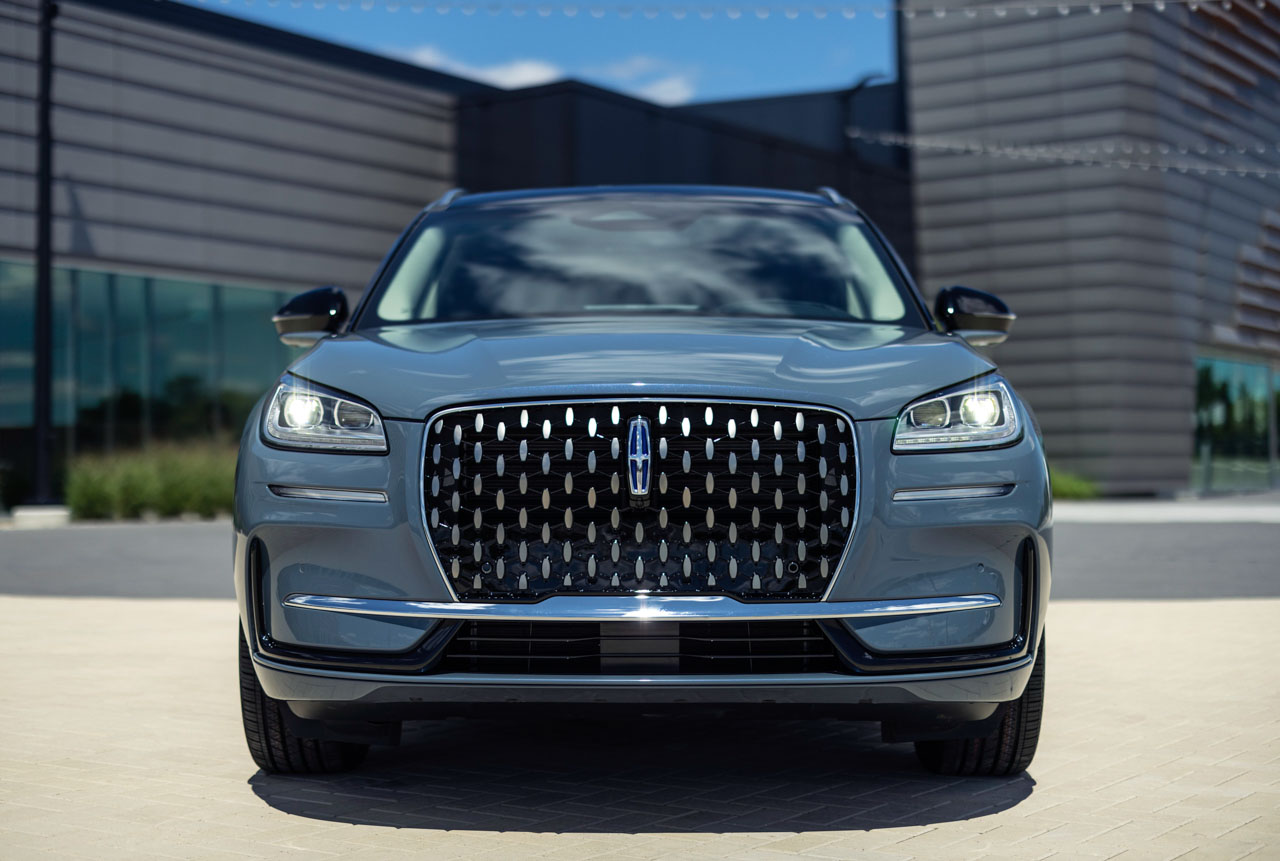 Lincoln Corsair 20237 | Memo Lira Lincoln Corsair Grand Touring PHEV porta el diseño de la estrella Lincoln Spirit Blue