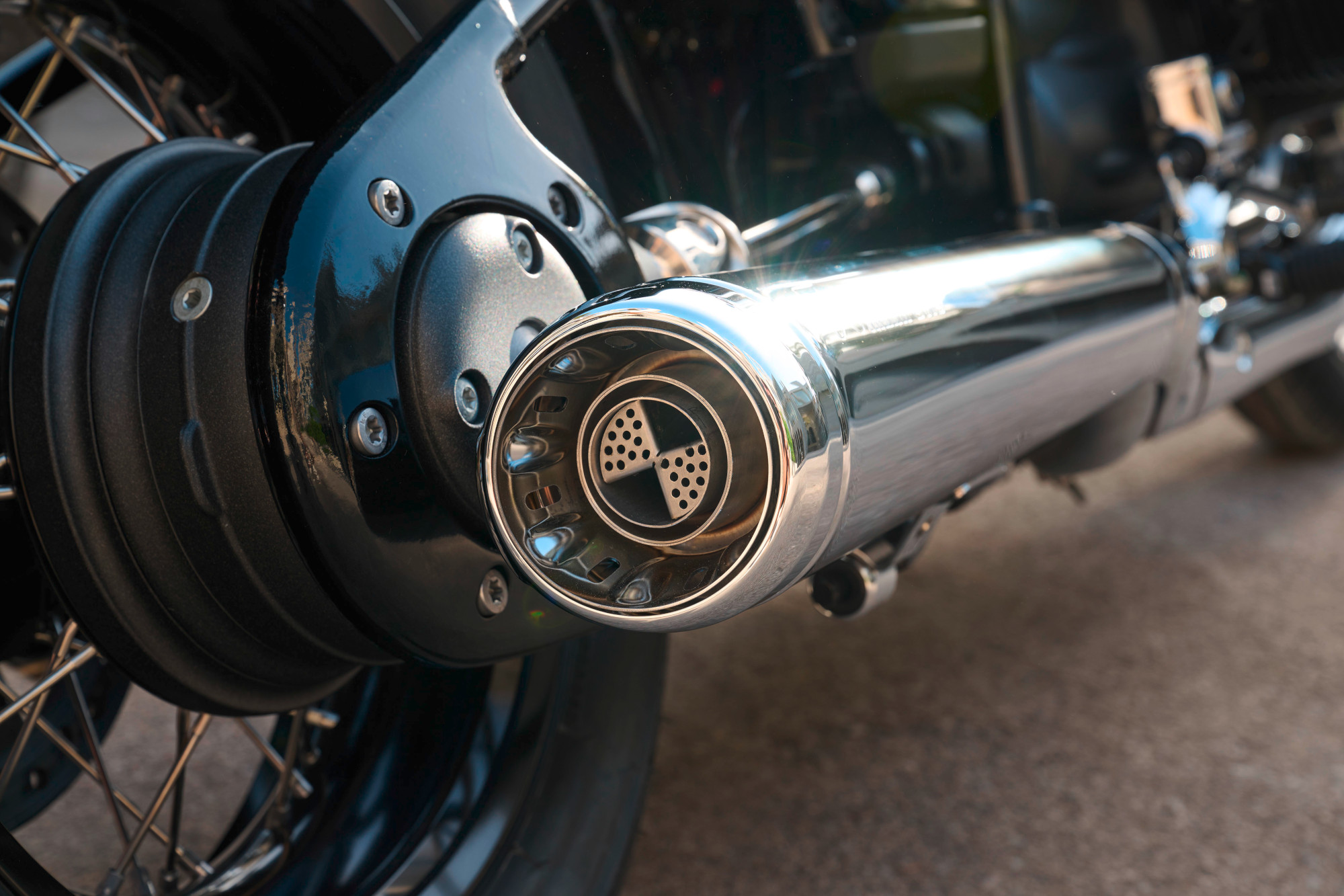 Silenciadores de la BMW R18 100 Years | Memo Lira Silenciadores de la BMW R18 100 Years