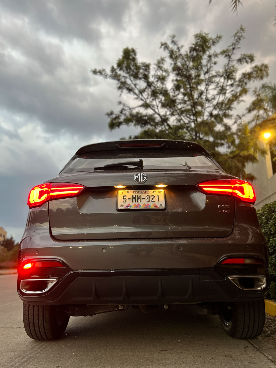 MG HS 202412 Memo Lira MG HS un SUV compacto que no pasa desapercibido