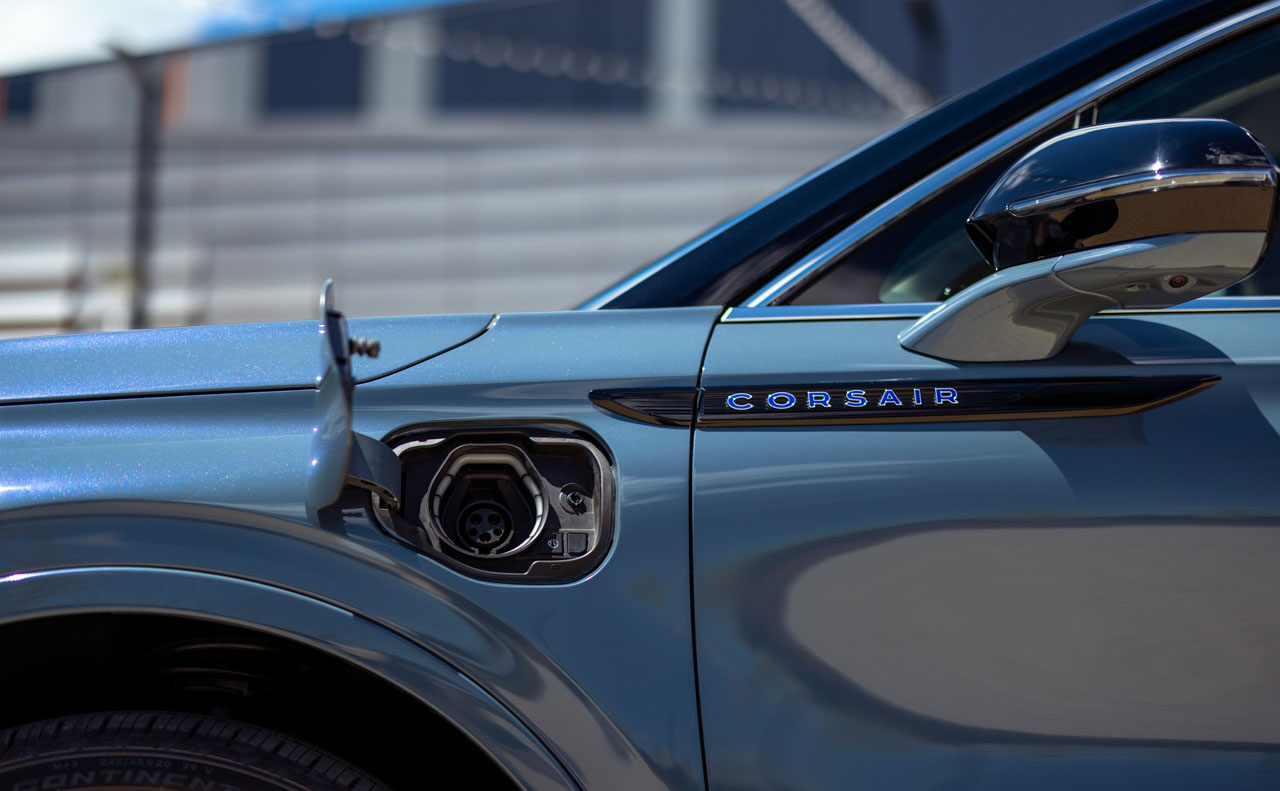 New 2023 Lincoln Corsair Grand Touring | Memo Lira Lincoln Corsair muestra su nuevo diseño deportivo y versátil