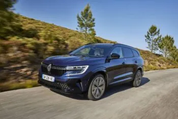 Renault Espace E-Tech 200CH