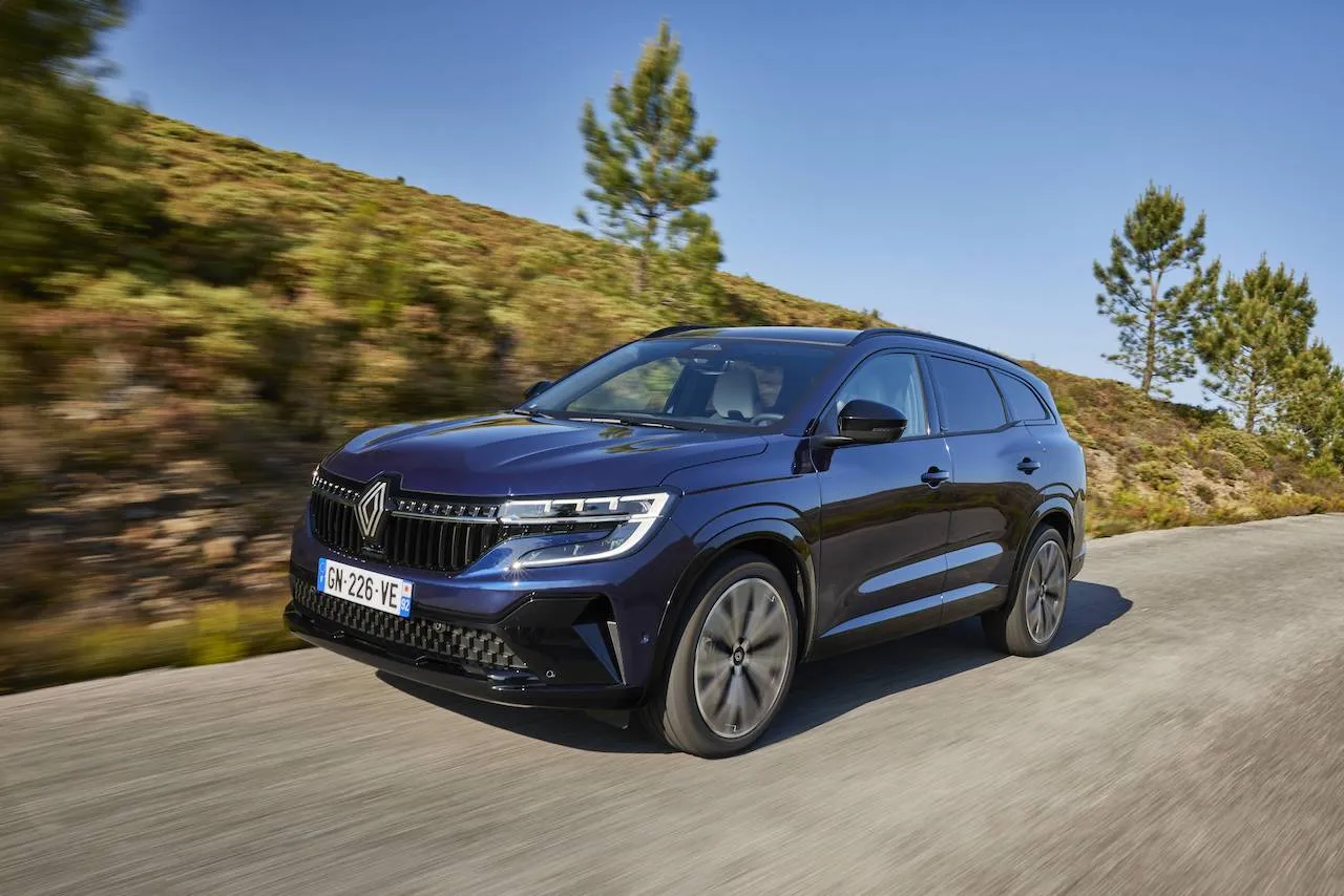 Renault Espace E-Tech 200CH