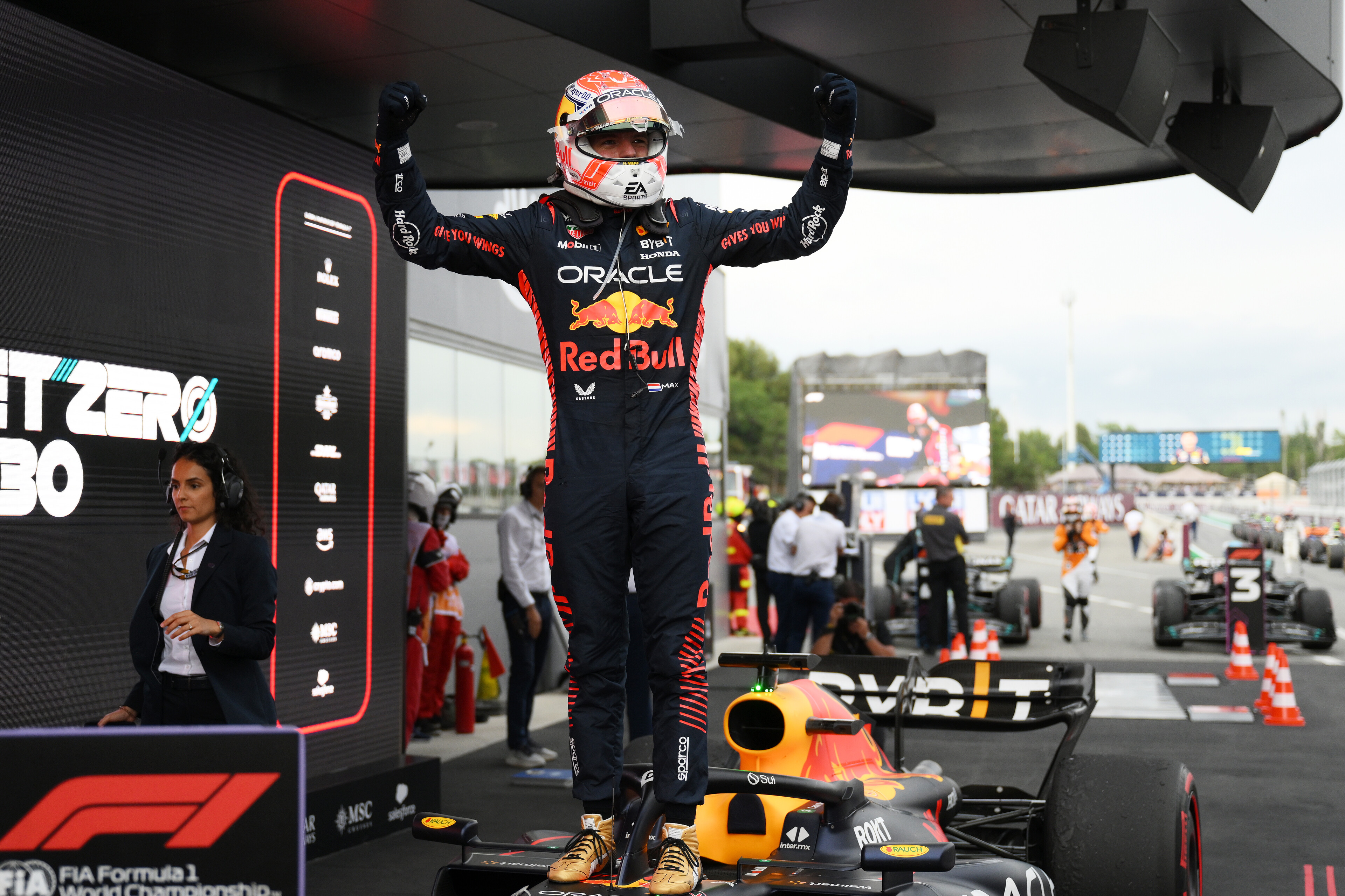 Verstappen gana el GP de España y Mercedes logra doble podio