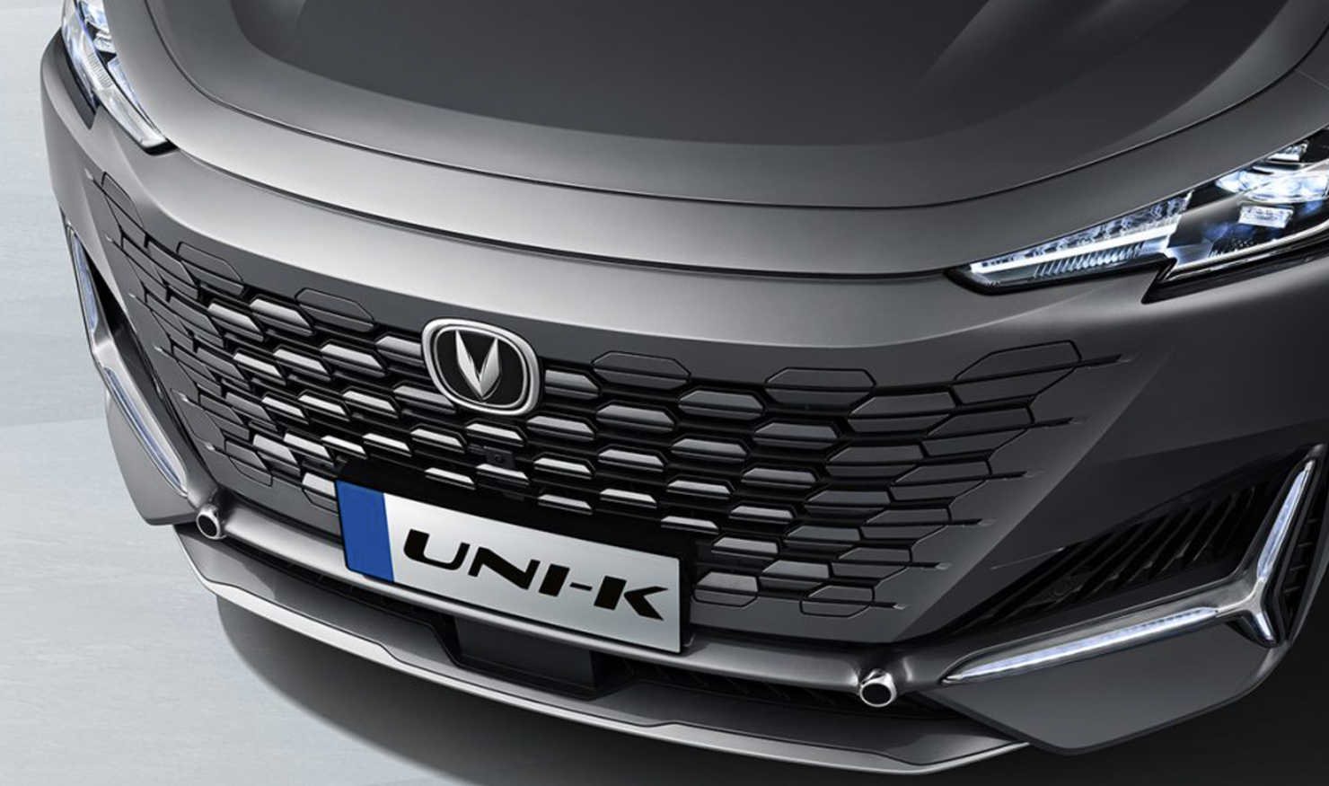 Frontal disruptivo en Changan UNI K