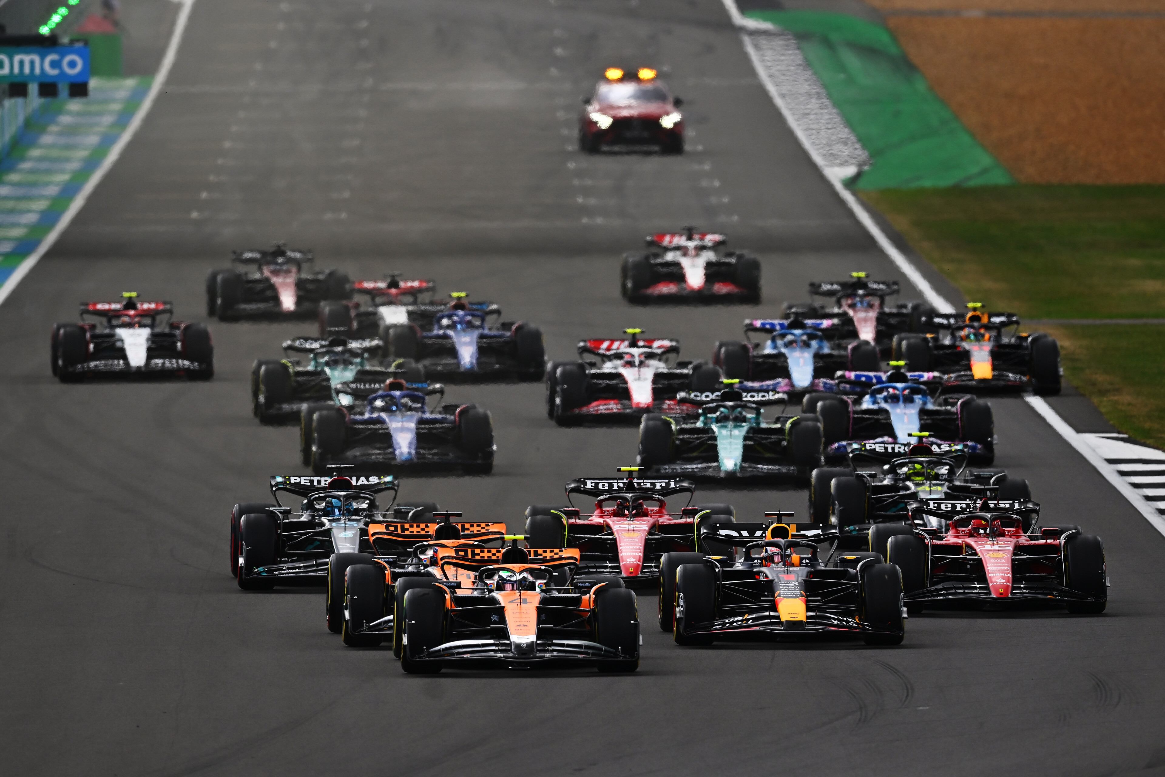 Max Verstappen gana en Silverstone por delante de Norris y Hamilton | Memo Lira Max Verstappen gana en Silverstone por delante de Norris y Hamilton