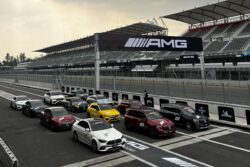 Autos AMG en la pista del Autódromo Hermanos Rodríguez