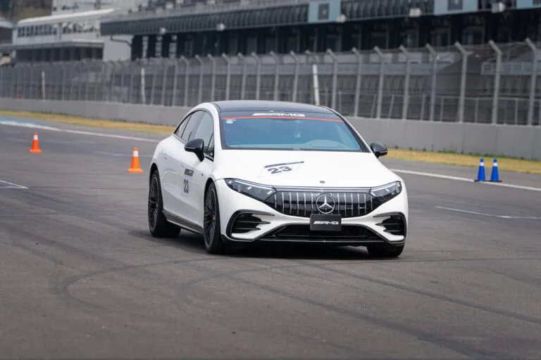 Mercedes-Benz EQ y la cara eléctrica de la deportividad