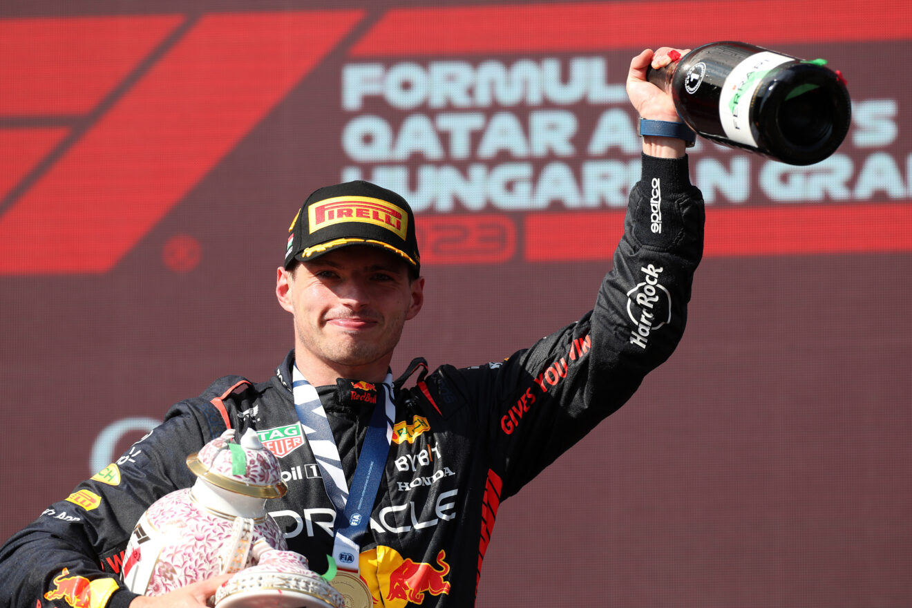 Verstappen logra la victoria en el GP de Hungría, Pérez en el podio