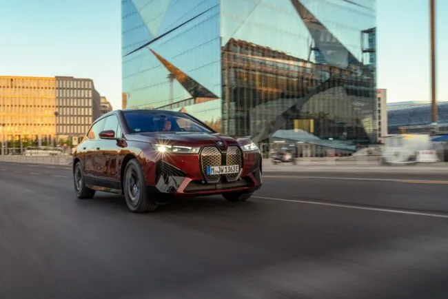 BMW iX