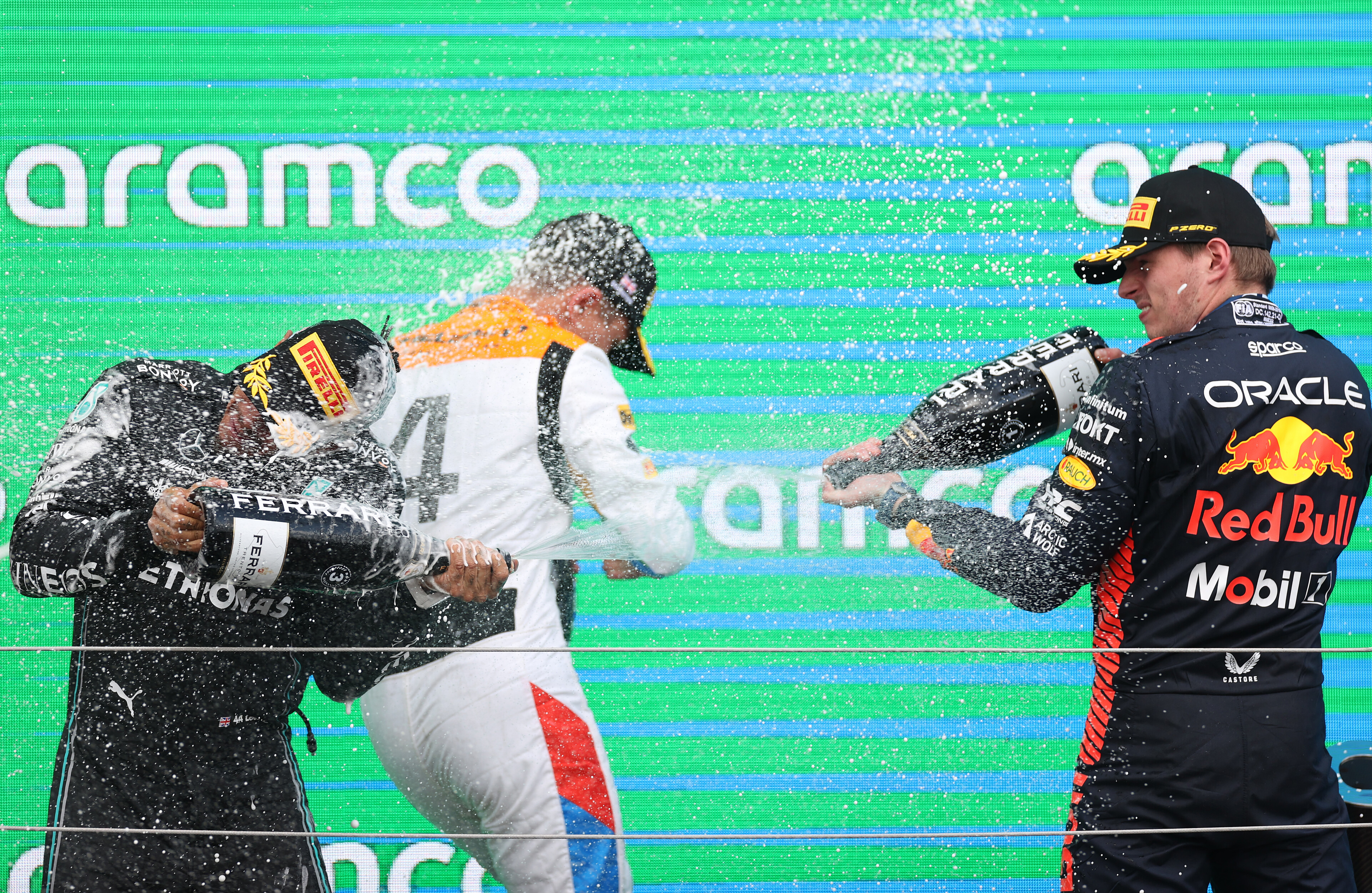 Max Verstappen gana en Silverstone por delante de Norris y Hamilton | Memo Lira Max Verstappen gana en Silverstone por delante de Norris y Hamilton