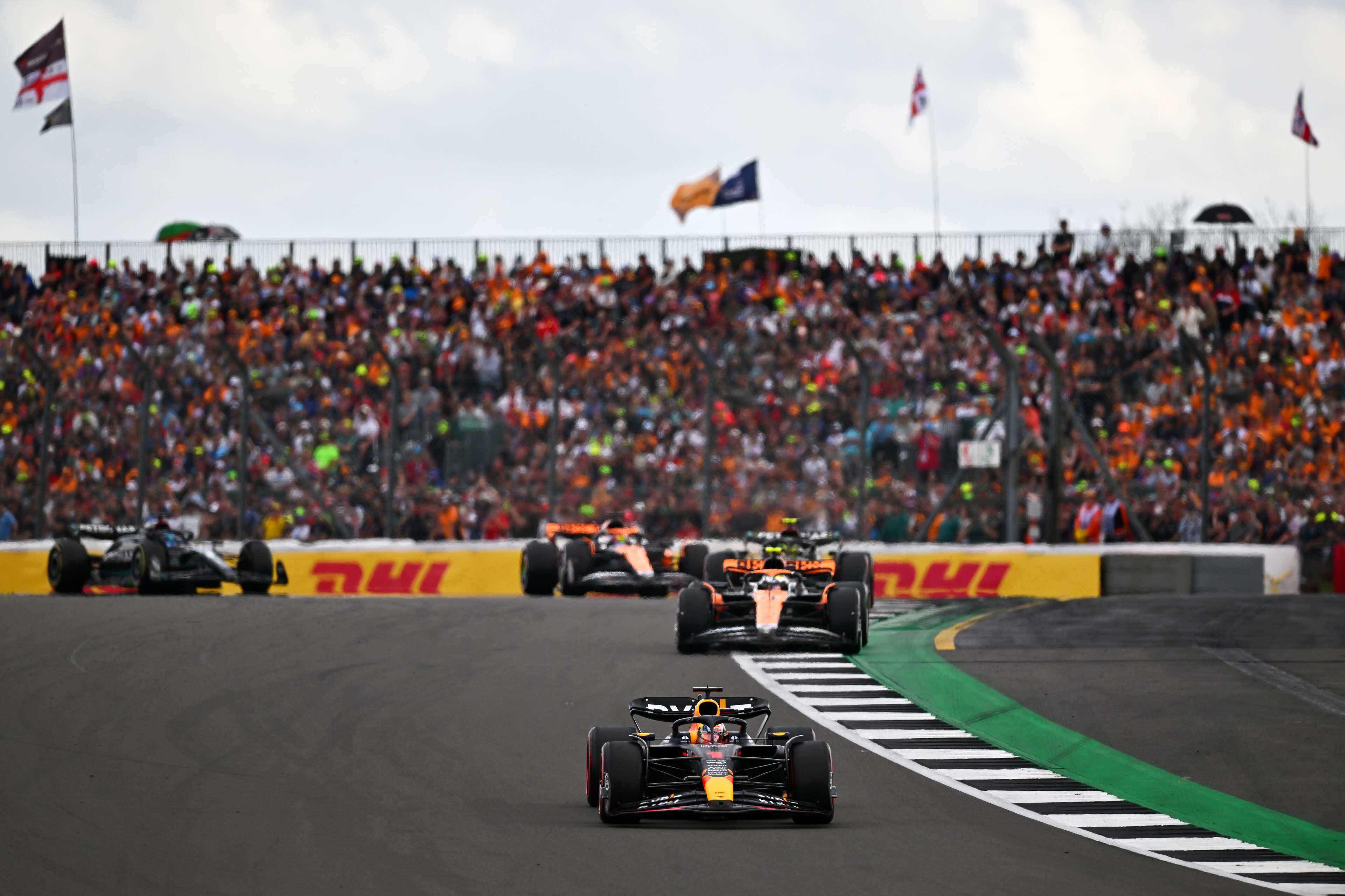 Max Verstappen gana en Silverstone por delante de Norris y Hamilton | Memo Lira Max Verstappen gana en Silverstone por delante de Norris y Hamilton