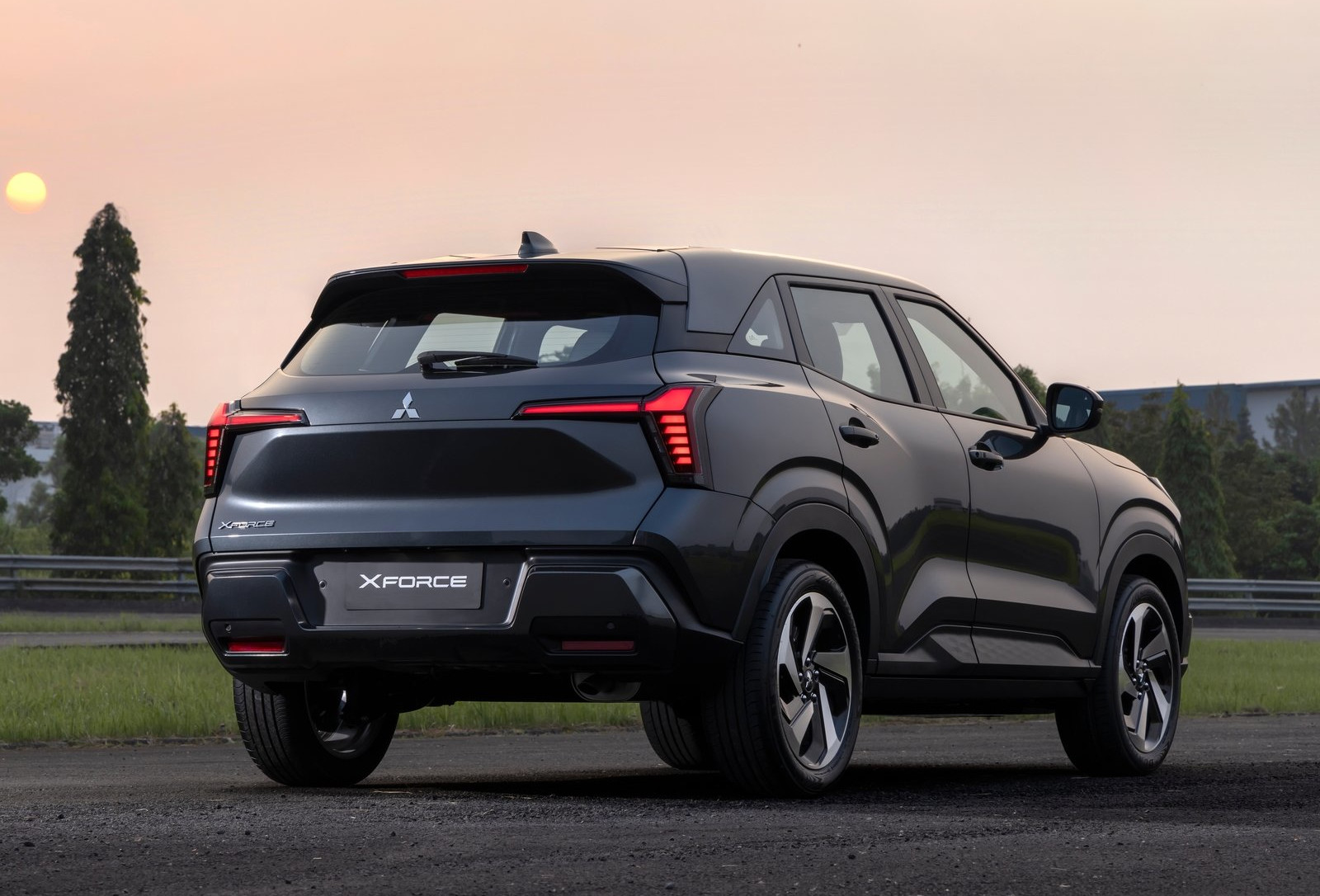 Mitsubishi Xforce 5 | Memo Lira