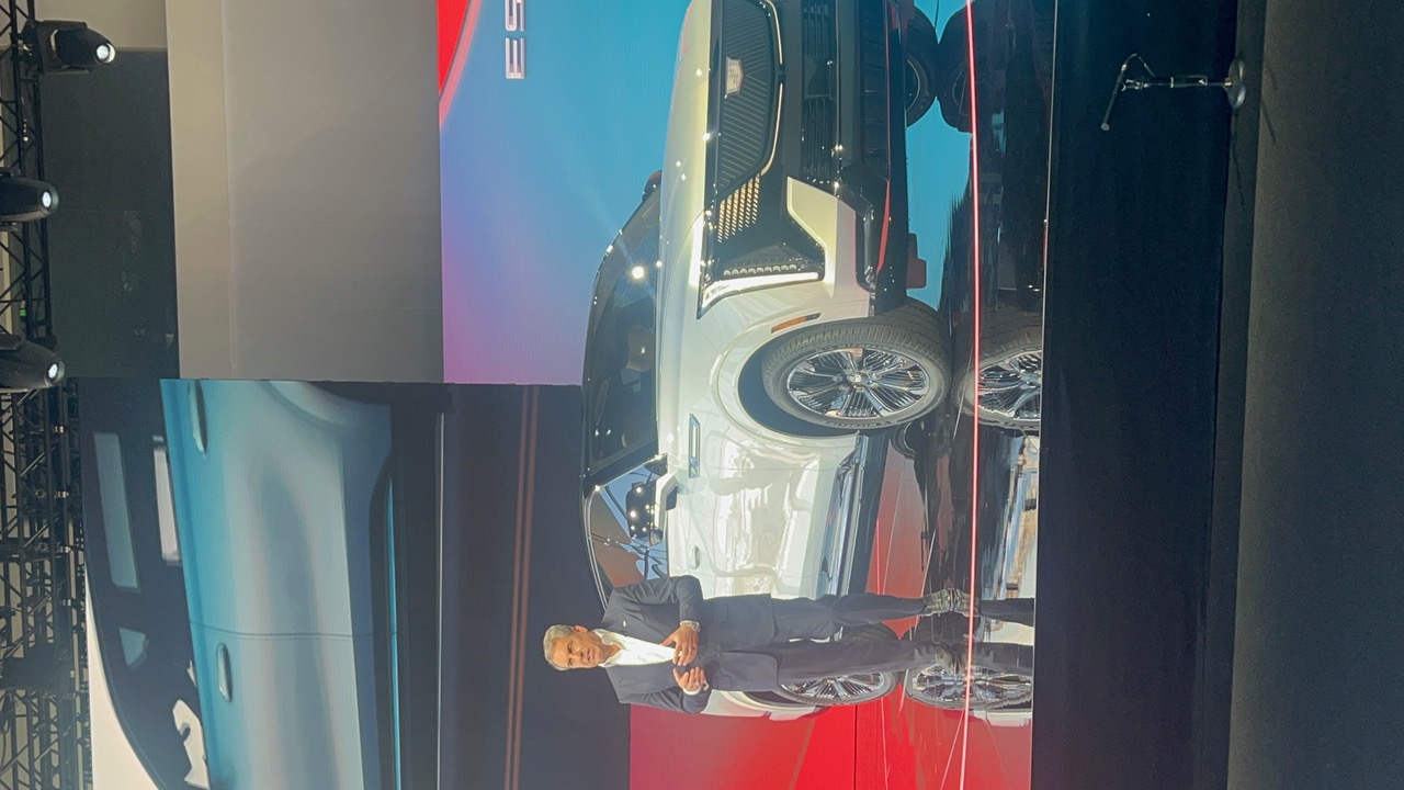 Presentación Escalade IQ | Memo Lira Mark Reuss Presidente de GM global presenta la Cadillac Escalade IQ