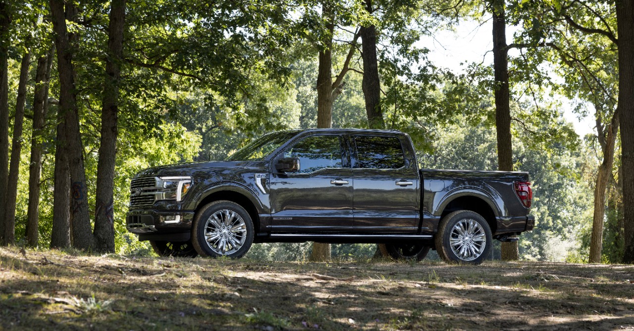 2024 Ford F150 Platinum05 | Memo Lira Ford presenta los nuevos rostros de la F 150 para 2024