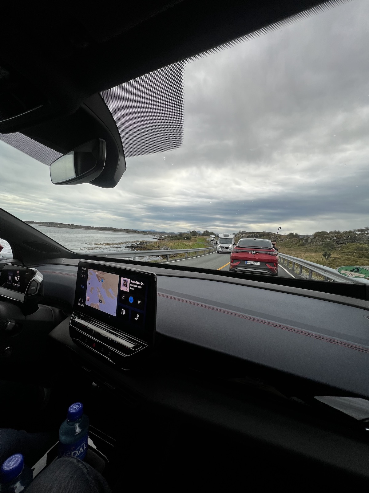 Casi mil kilómetros eléctricos en un Volkswagen ID5 GTX