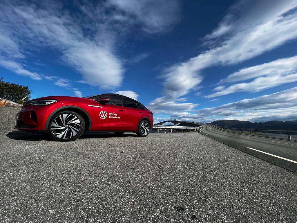 Casi mil kilómetros eléctricos en un Volkswagen ID.5 GTX