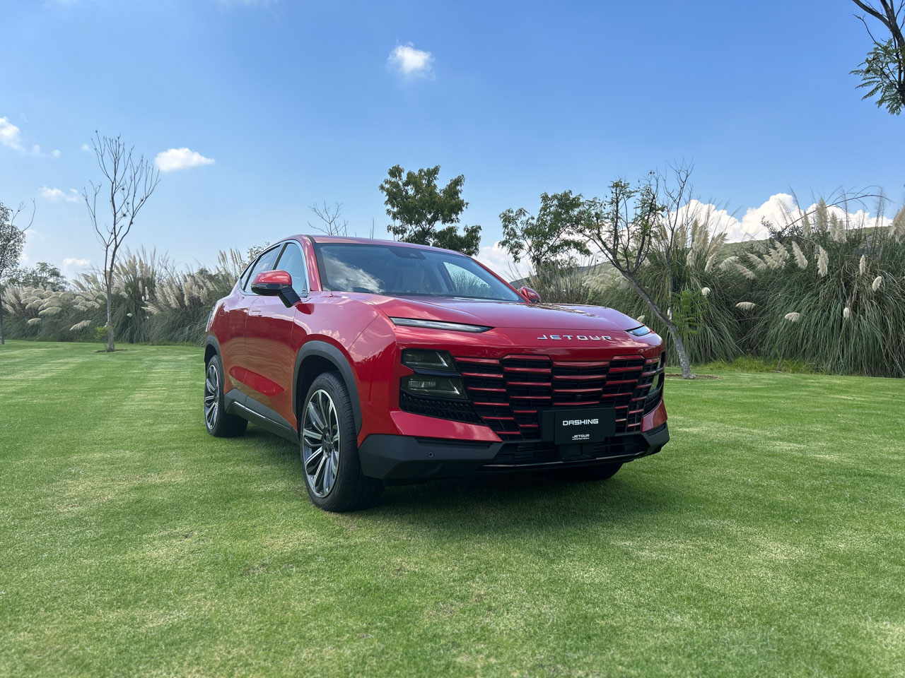 Jetour la nueva marca que va por el segmento de SUV´s