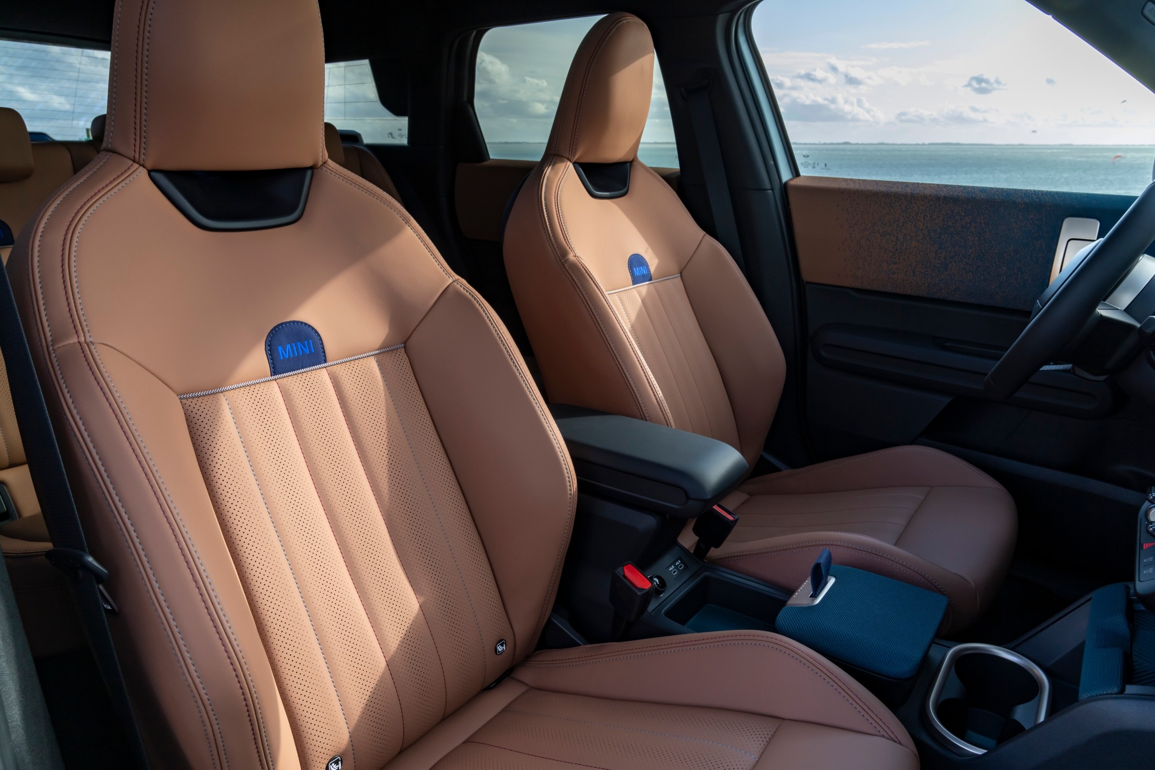 MINI Countryman SE ALL4 2 | Memo Lira