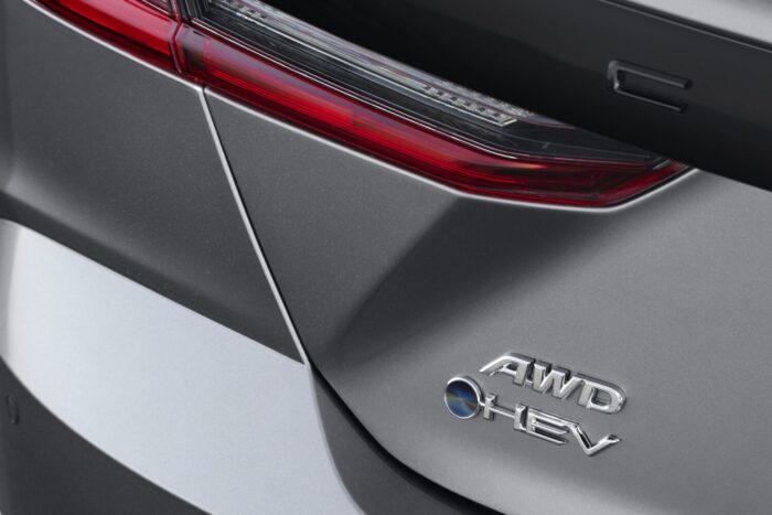 La novena generación de Camry será híbrida eléctrica (HEV) en todas sus versiones