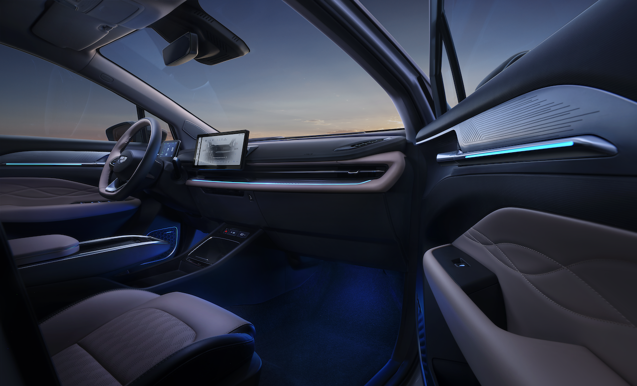 Geely define sus precios y modelos iniciales