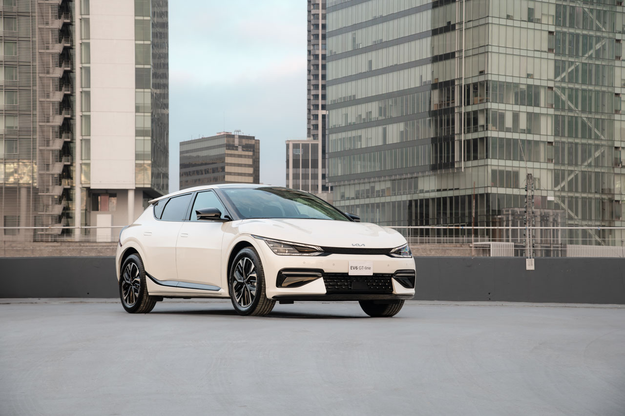 Kia GT Line 1 | Memo Lira Ya llegó a México el Kia EV6 el primer eléctrico de la marca en el país