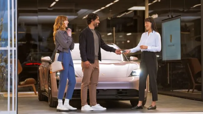 Porsche primer lugar J.D. Power ISS 2023