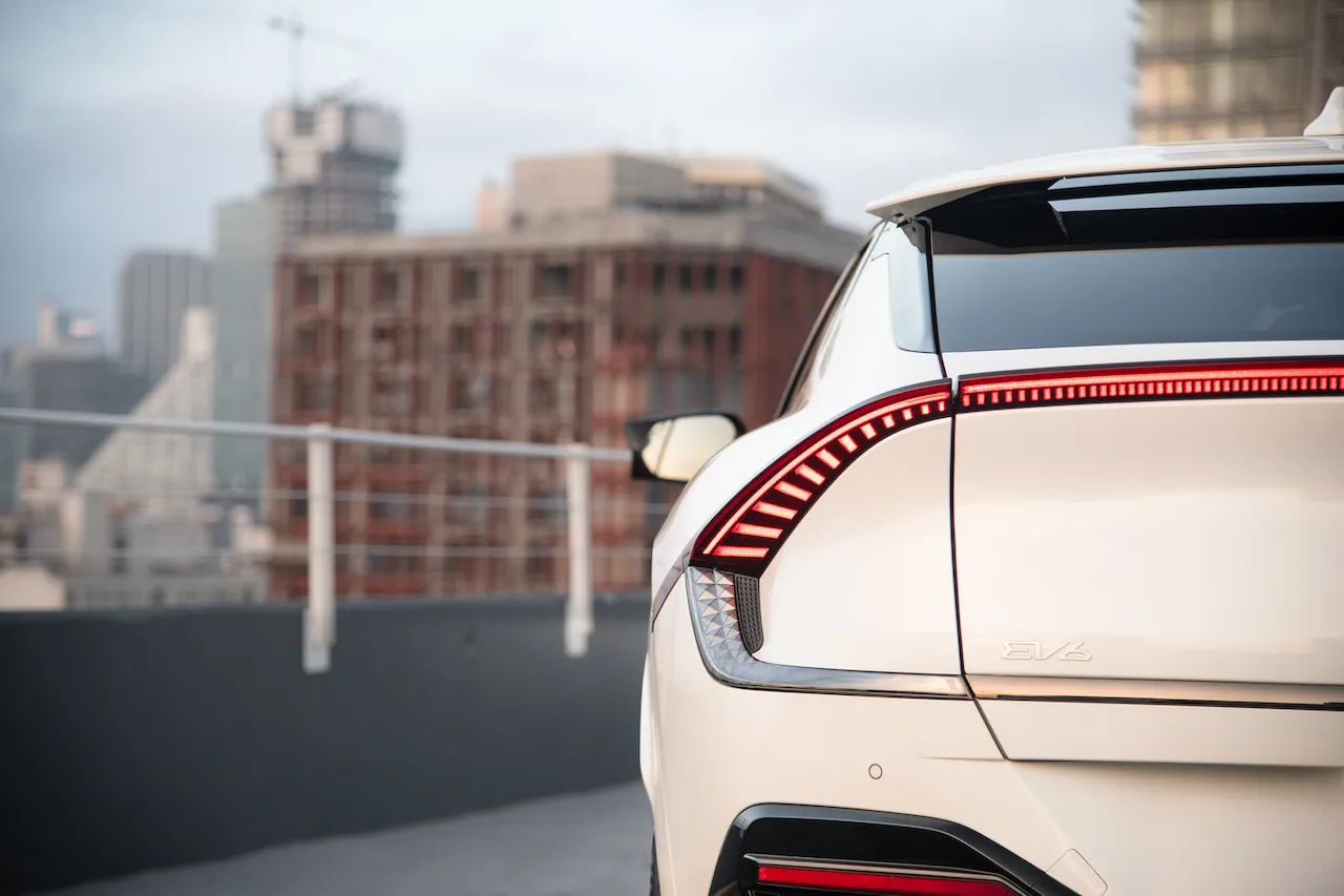 ¿Vas por un eléctrico? Kia arranca la venta del EV6 en México