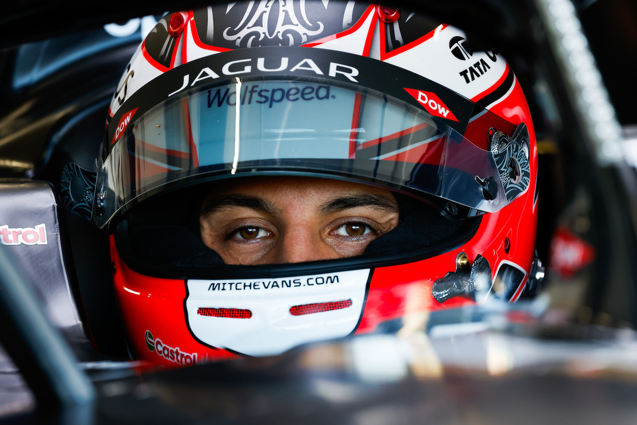 Jaguar TCS Racing listo para el arranque de la temporada 10 de la Formula E en México