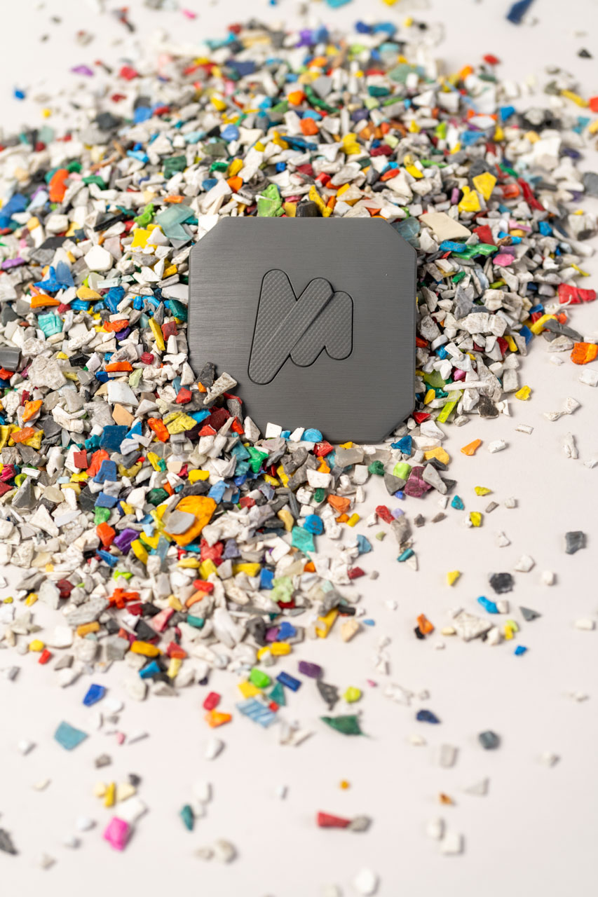 AFE0281PixelBiomassRecycledPortrait | Memo Lira