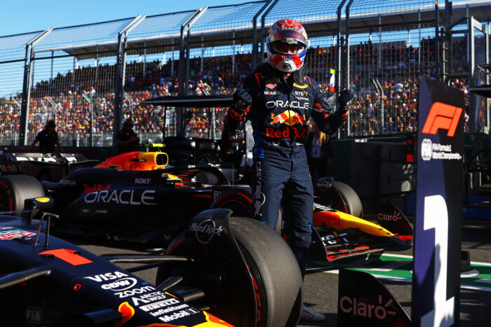 Verstappen consigue la pole position en Australia 