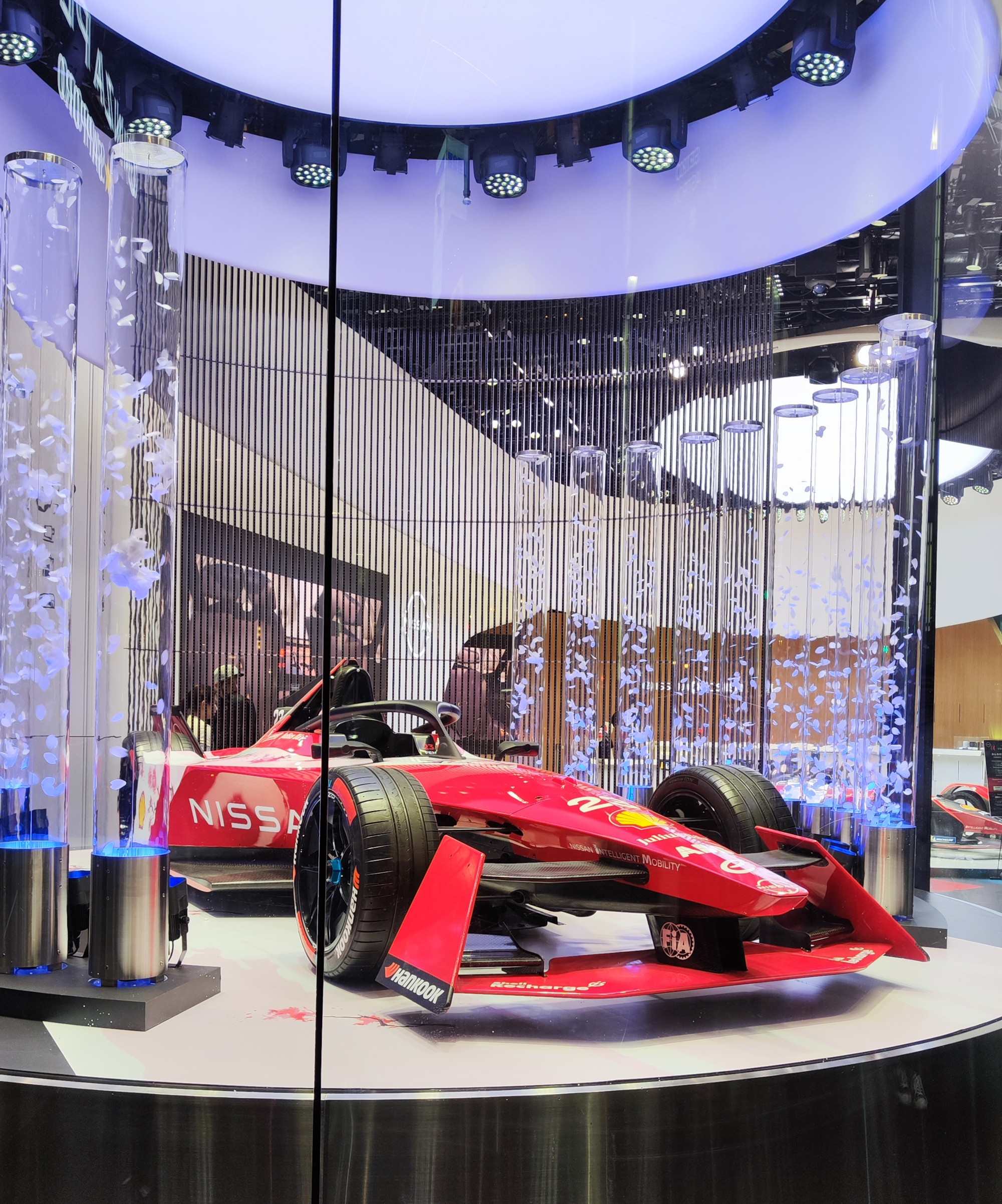 Nissan Crossing Tokio | Memo Lira Nissan Crossing Tokio