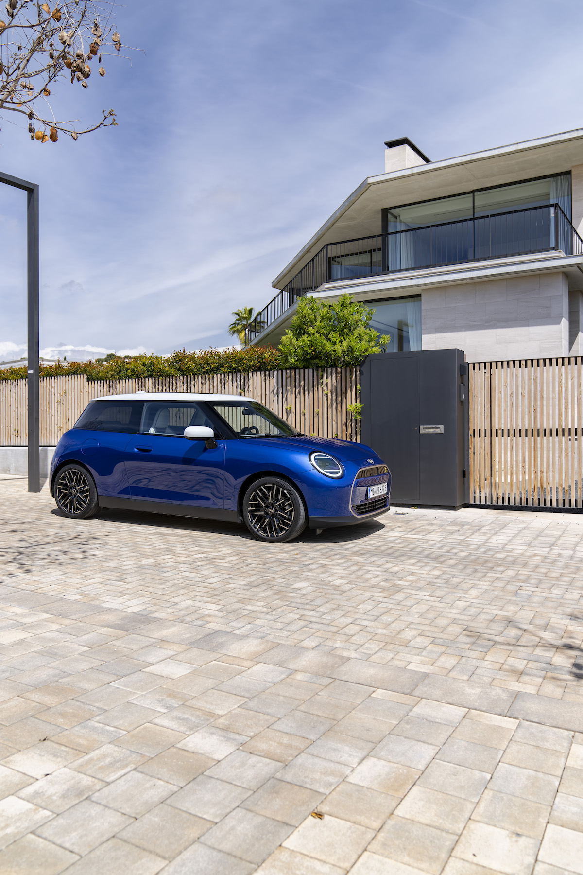 MINI Cooper S 2 | Memo Lira Eléctrico minimalista y digital MINI Cooper S