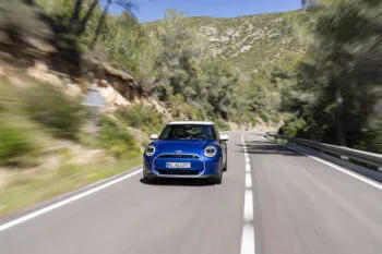 Eléctrico, minimalista y digital: MINI Cooper S