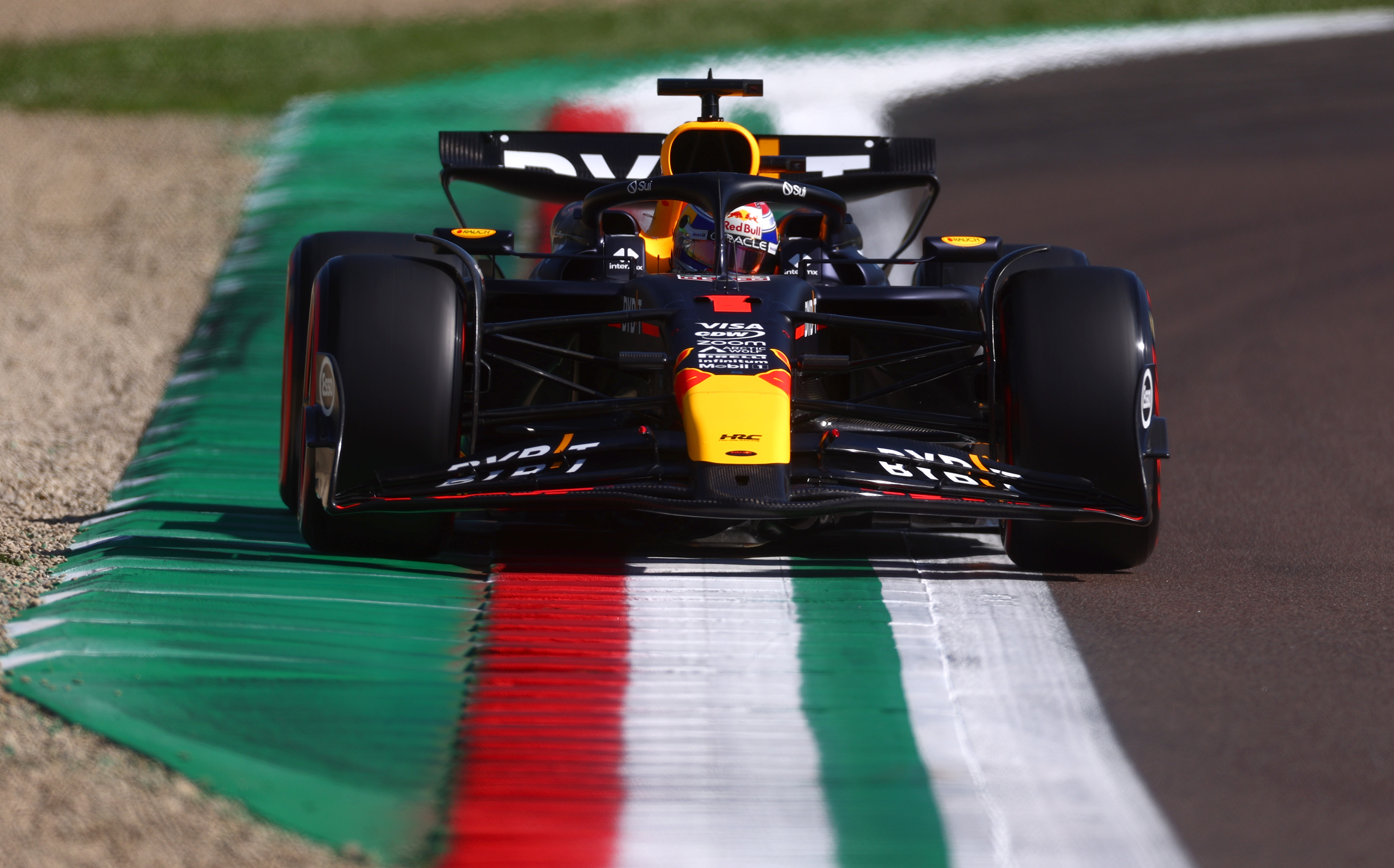 Verstappen iguala a Senna con una pole histórica en Imola | Memo Lira Verstappen iguala a Senna con una pole histórica en Imola
