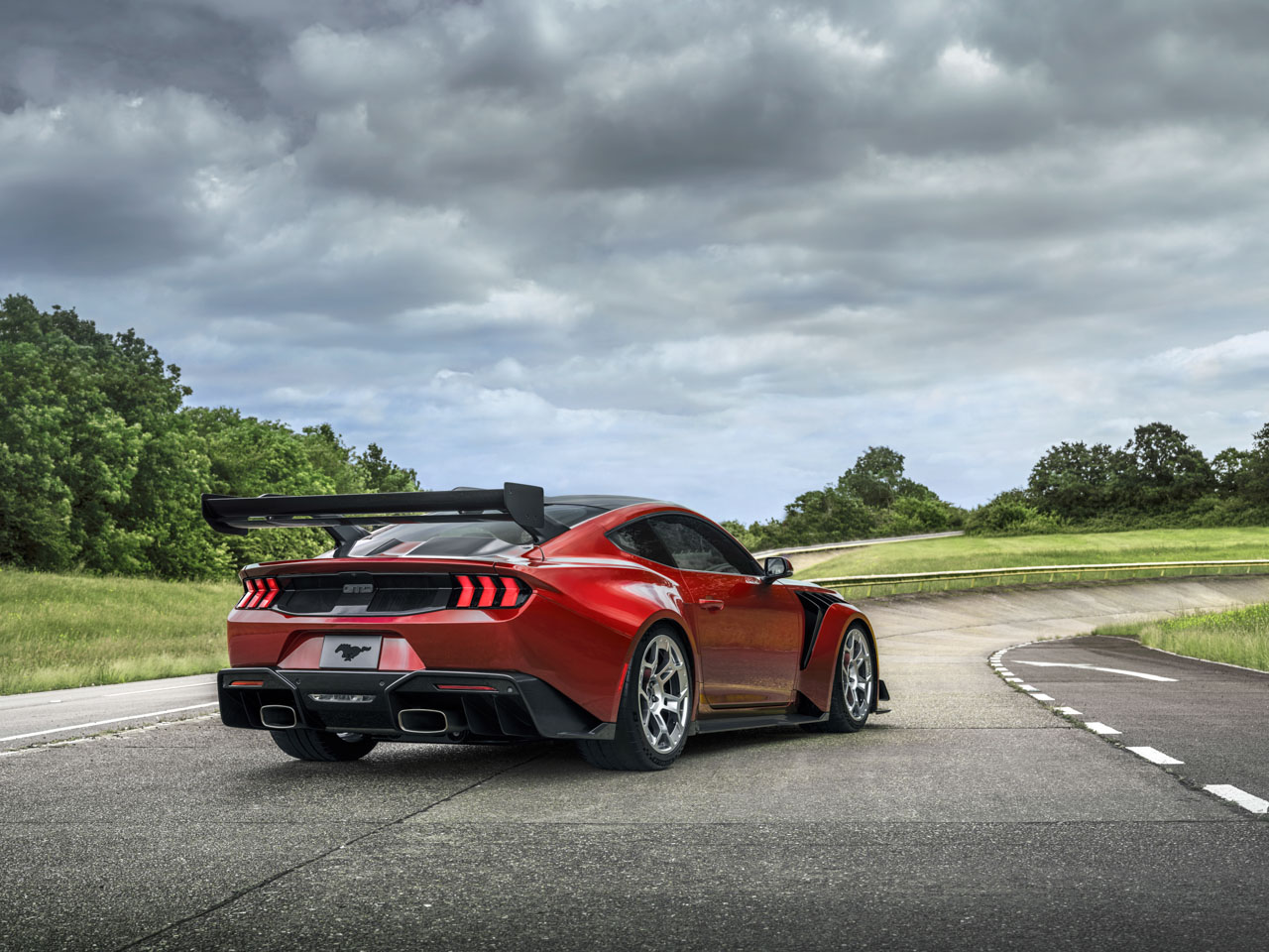 Mustang GTD debuta en Le Mans