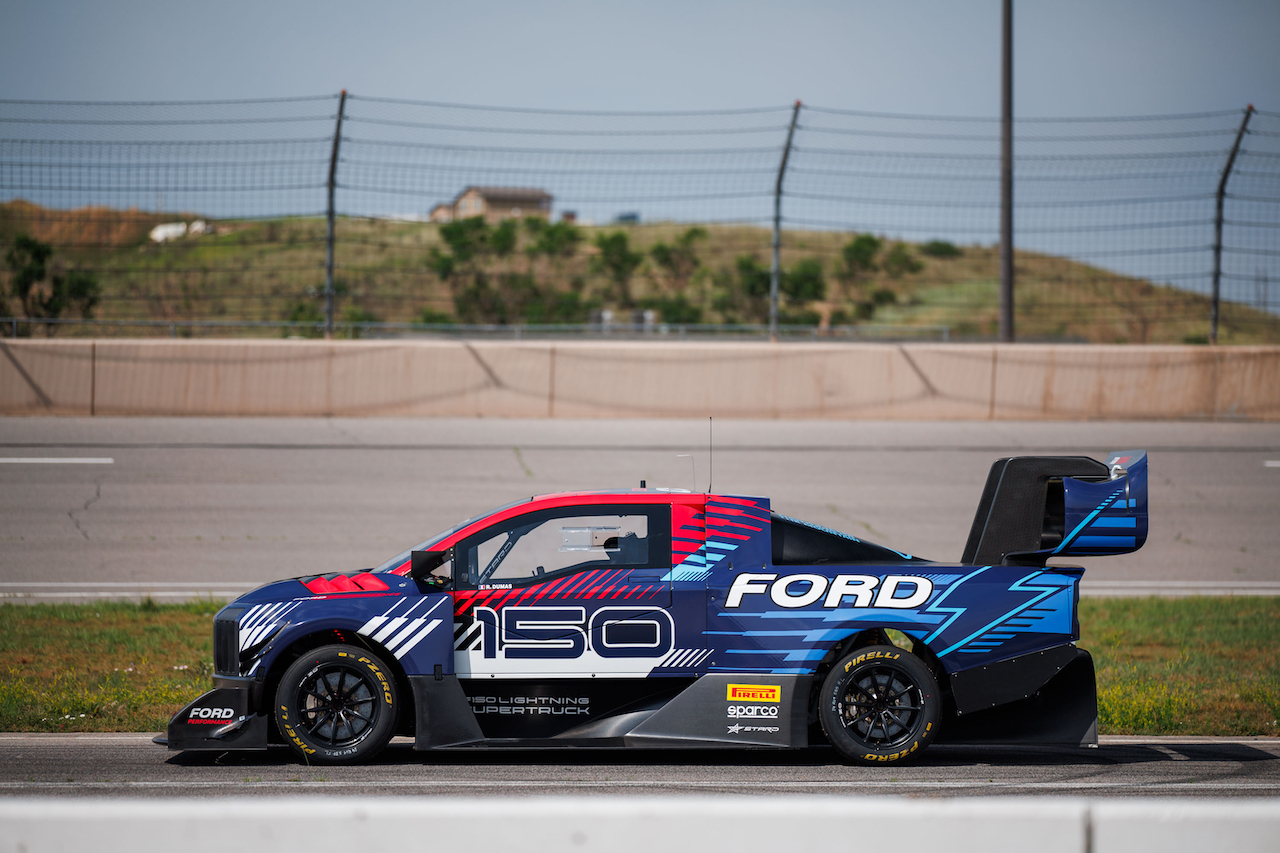 Ford F 150 Lightning SuperTruck a la conquista de Pikes Peak
