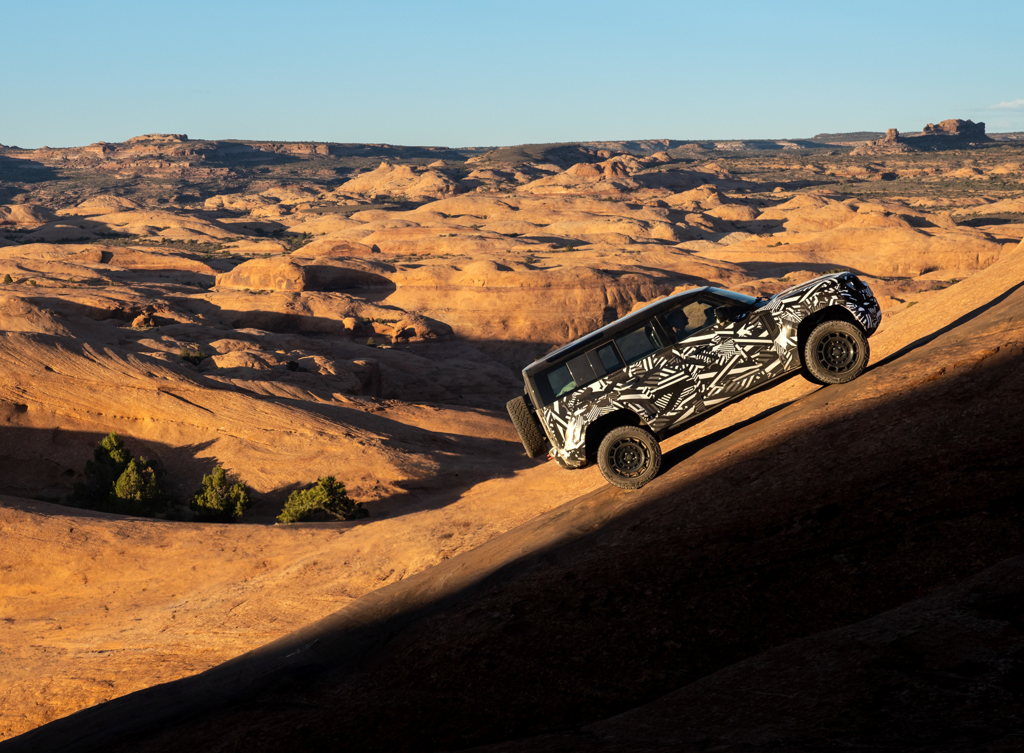 Land Rover Defender OCTA 1 | Memo Lira