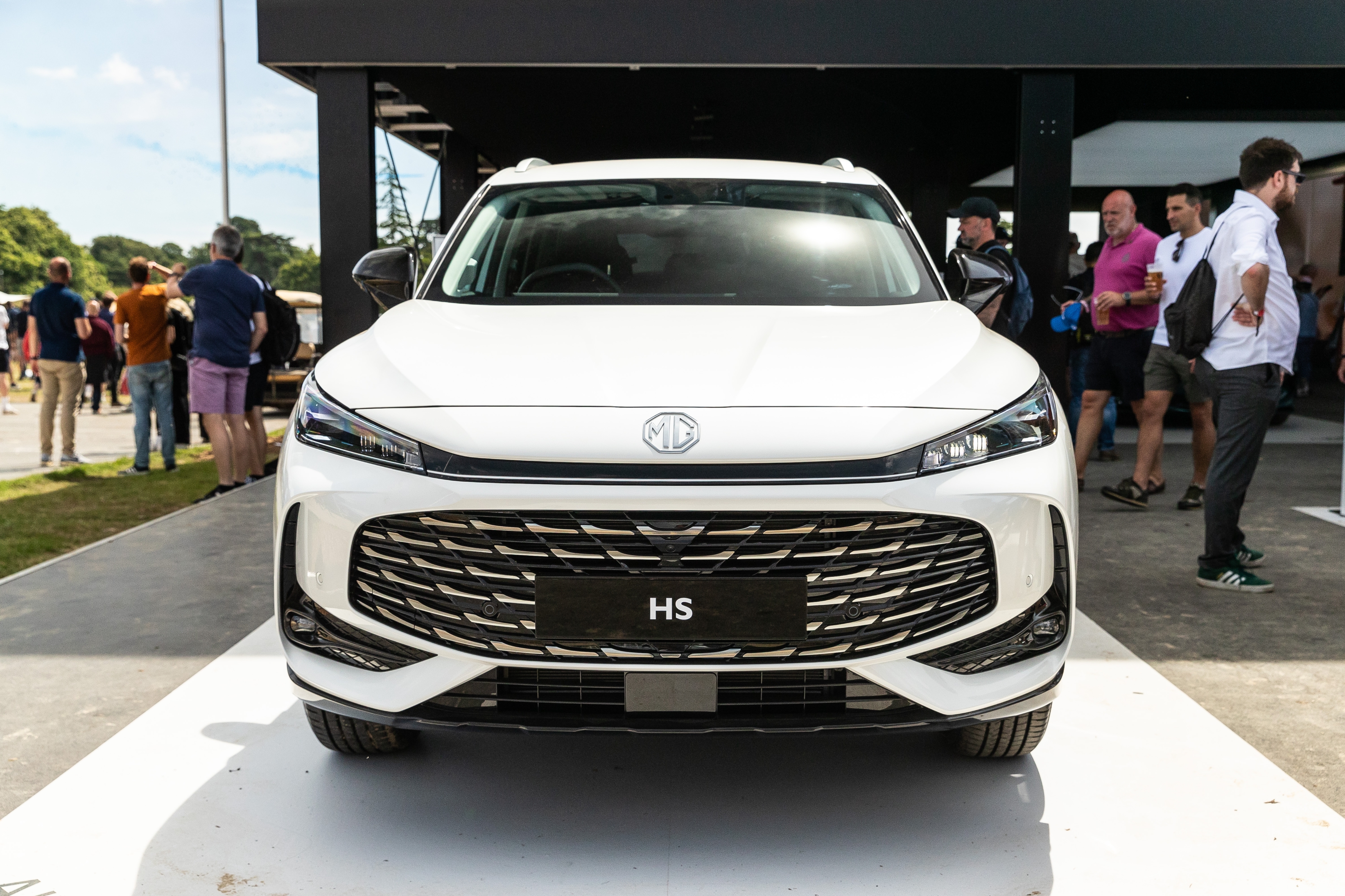 MG HS debuta en Goodwood