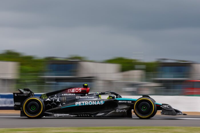 Russell logra la pole position en el GP de Gran Bretaña, Hamilton segundo