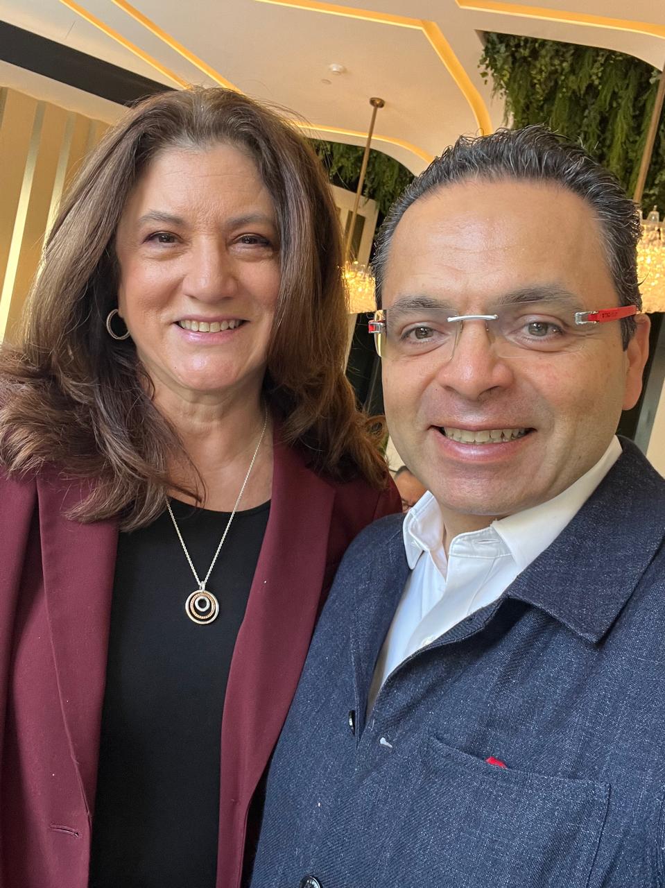 Luz Elena del Castillo y Memo Lira | Memo Lira Ford cambia de mando la estrategia se consolida