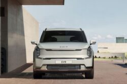 Wards Auto ubica a Kia EV9 entre los 10 vehículos más importantes de 2024