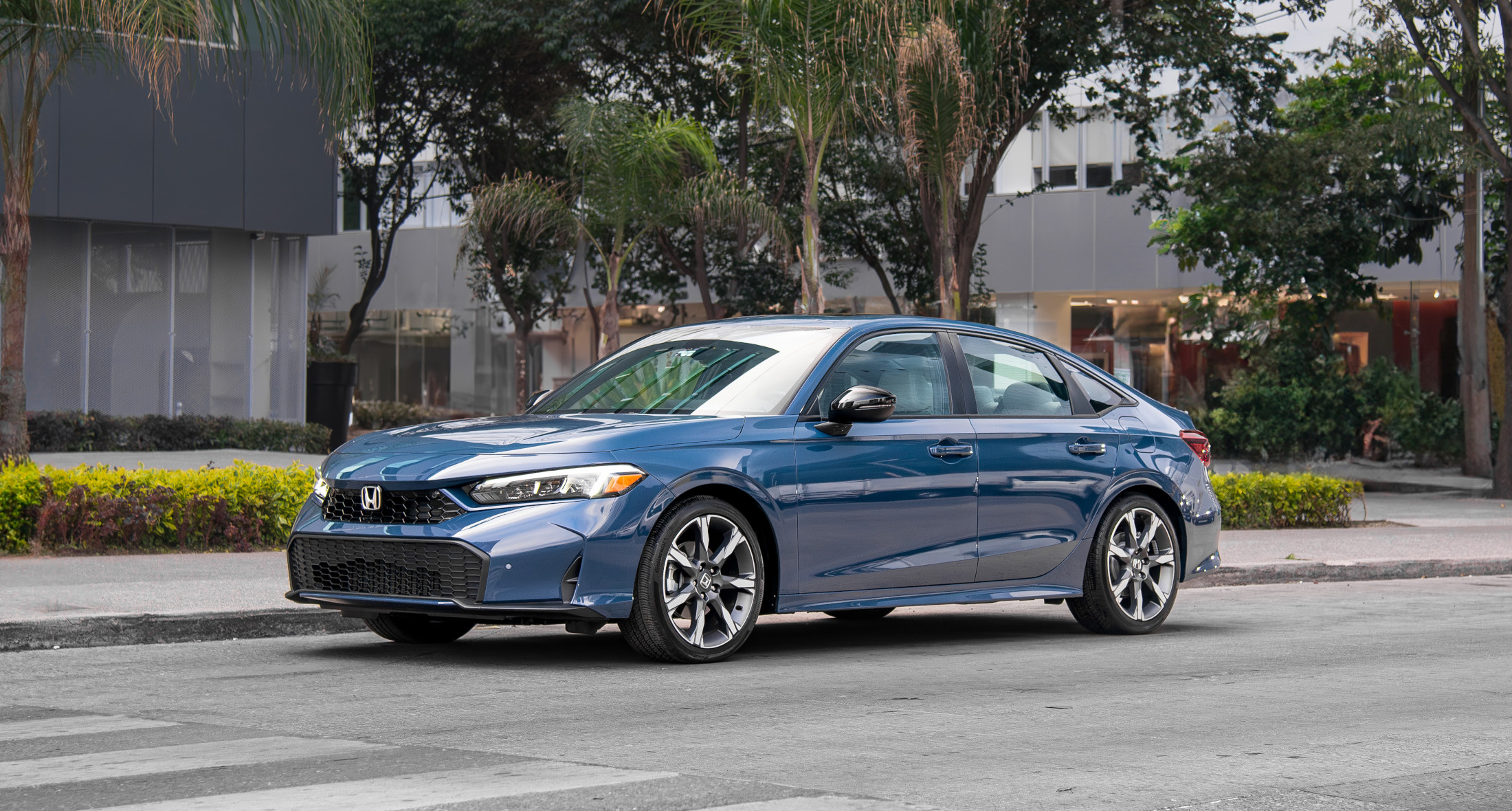 Honda Civic Hybrid 2025 4 | Memo Lira