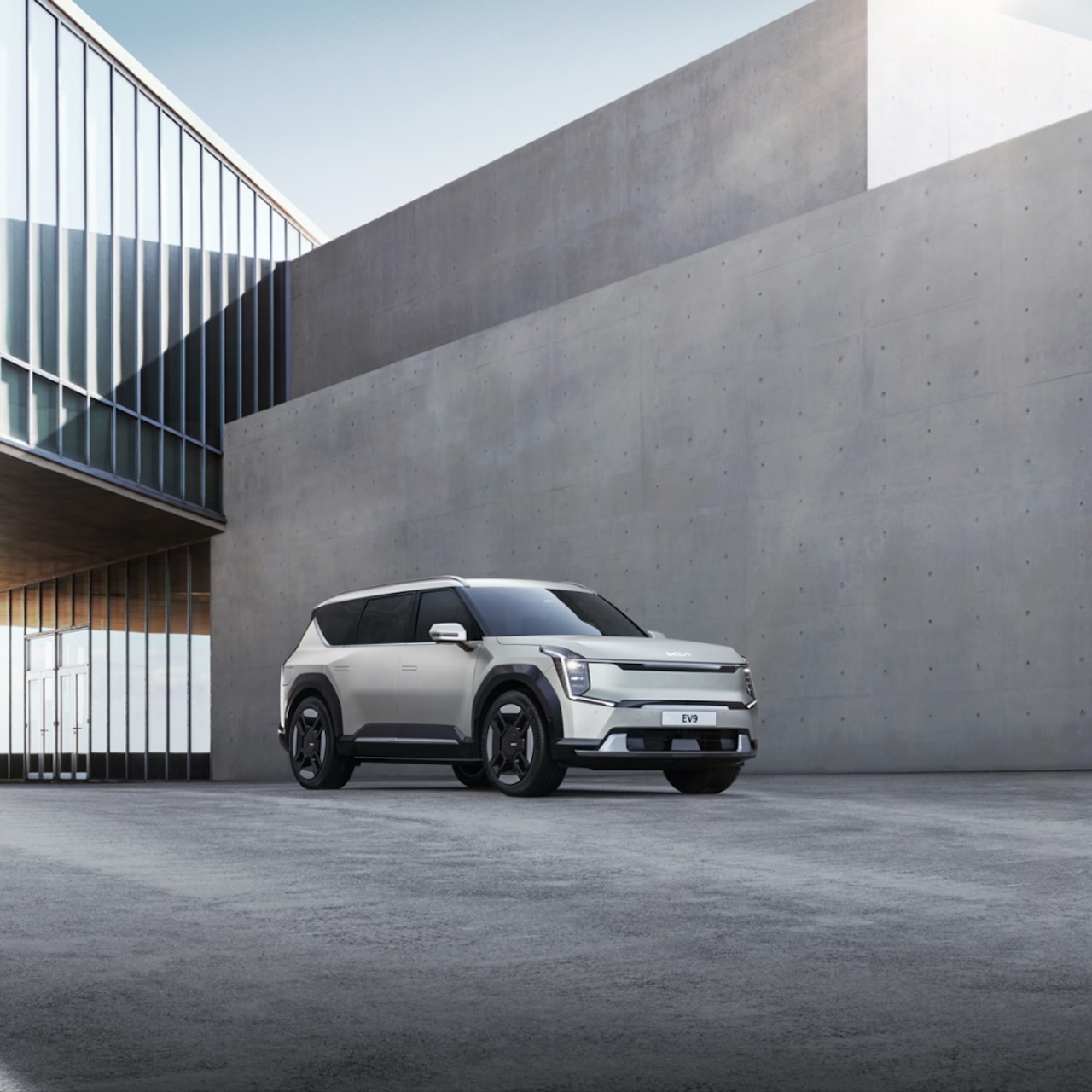 Wards Auto ubica a Kia EV9 entre los 10 vehículos más importantes de 2024