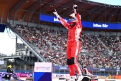 Oliver Rowland vence a Porsche y se lleva la victoria para Nissan en el E Prix de la Ciudad de México